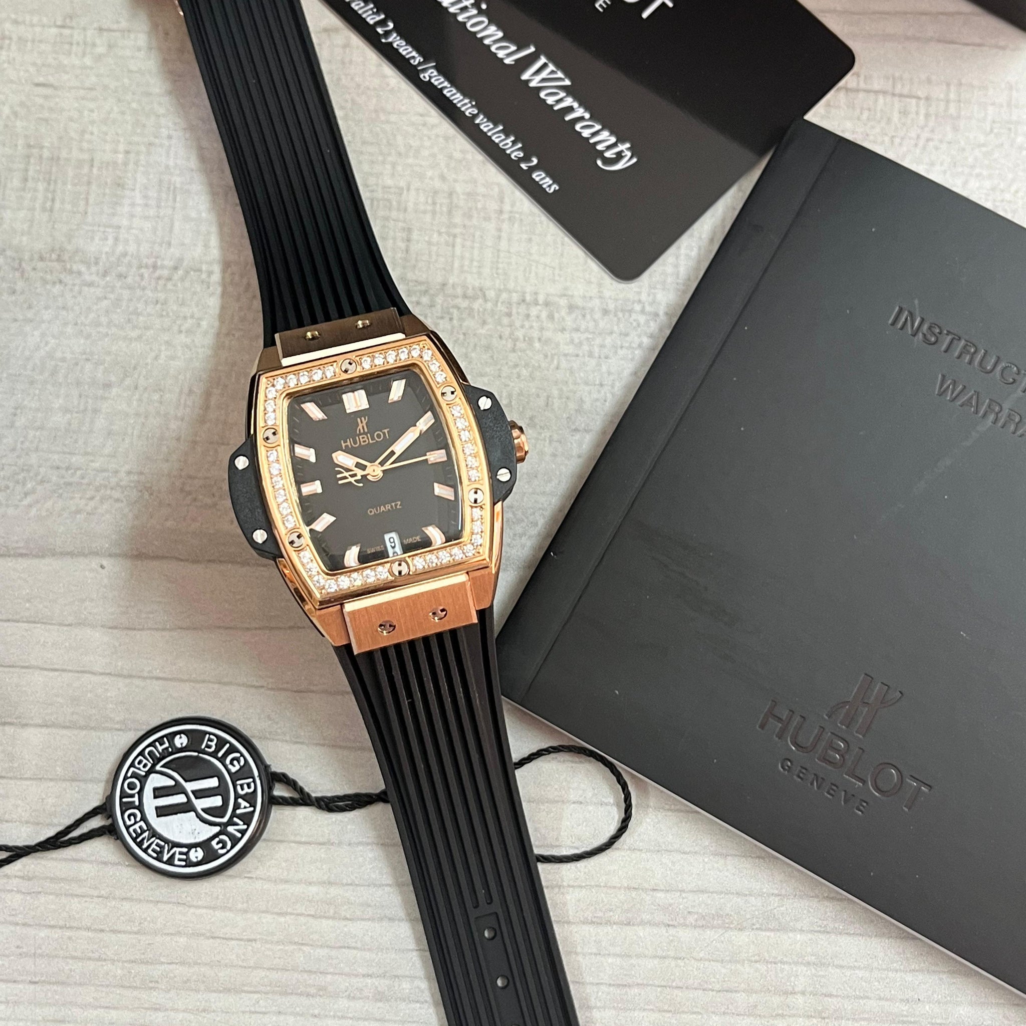 Master Copy: Hublot Spirit of Big Bang King Gold Diamonds – A Luxurious Timepiece