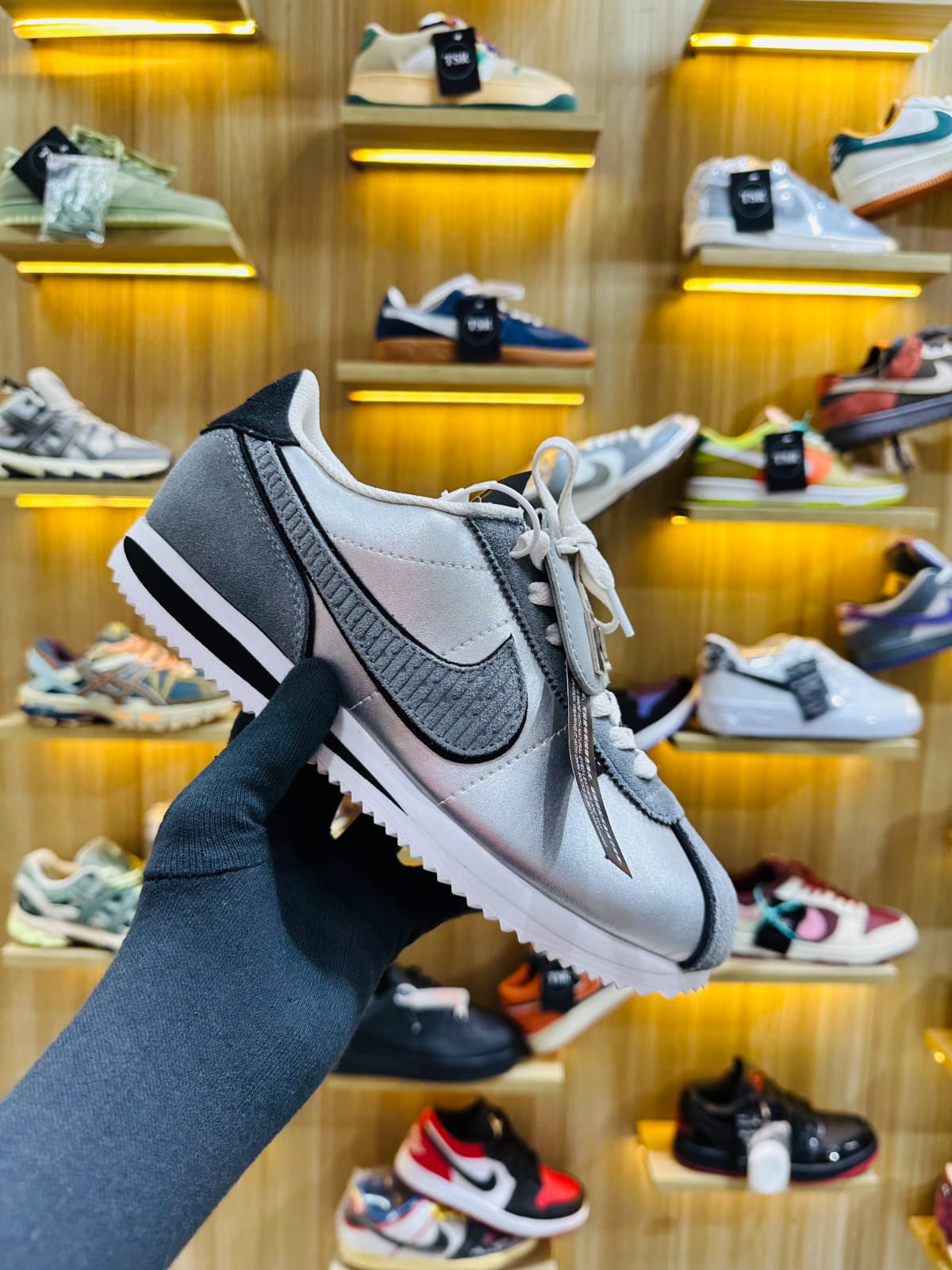 Master Copy: Nike Cortez Classic – Timeless Style with Modern Comfort