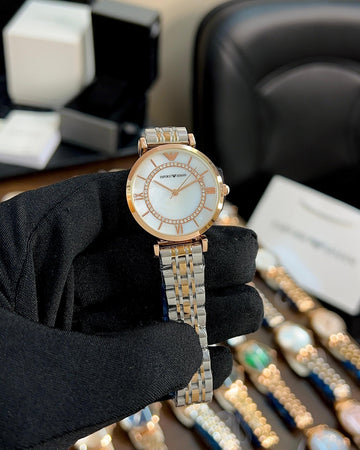 Let This Diamond-Adorned Emporio Armani Master Copy Inspire Your Style"